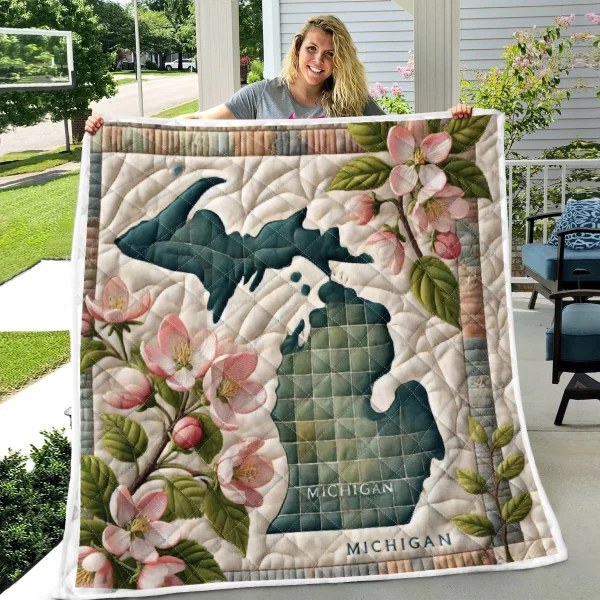 Best Michigan Design Quilt MCG66