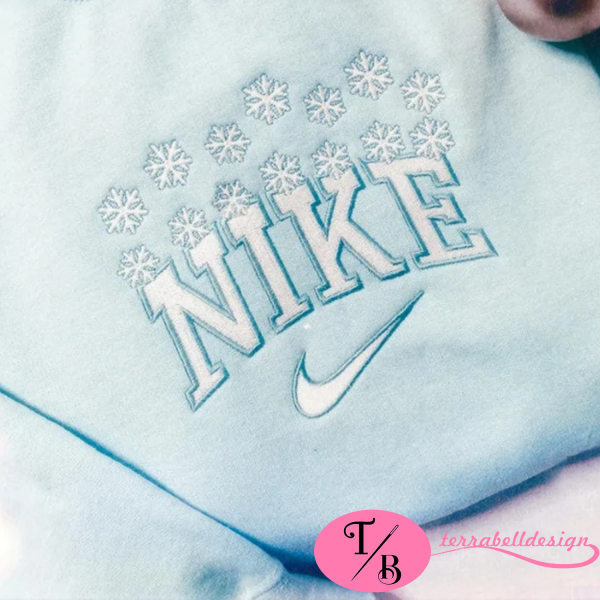Vintage White Snow And Nike Embroidered Crewneck Sweatshirt - TerraBell Designs