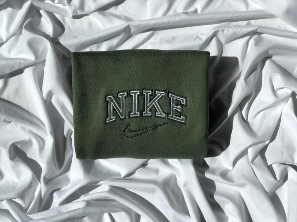 Nike Logo Classic Embroidered Unisex Sweatshirt - TerraBell Designs