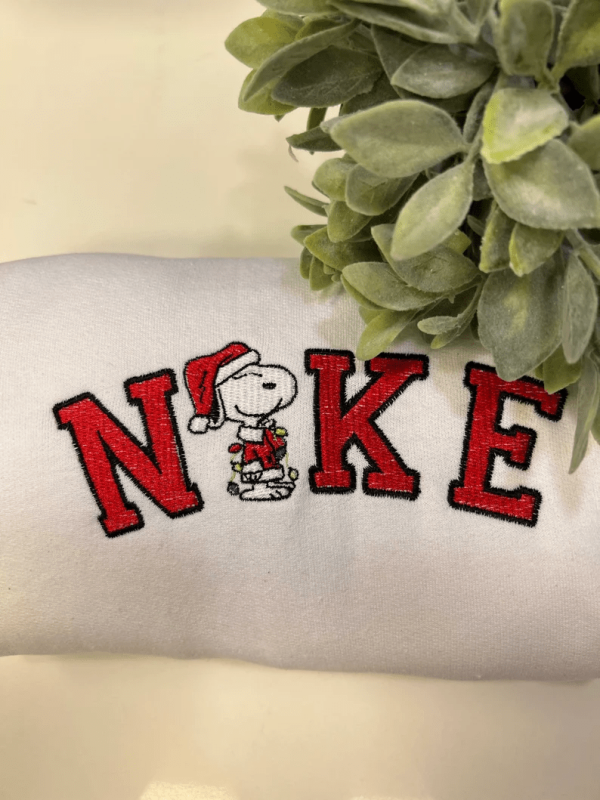 Nike X Snoopy Cartoon Christmas Vintage Crewneck Embroidered Sweatshirt - TerraBell Designs