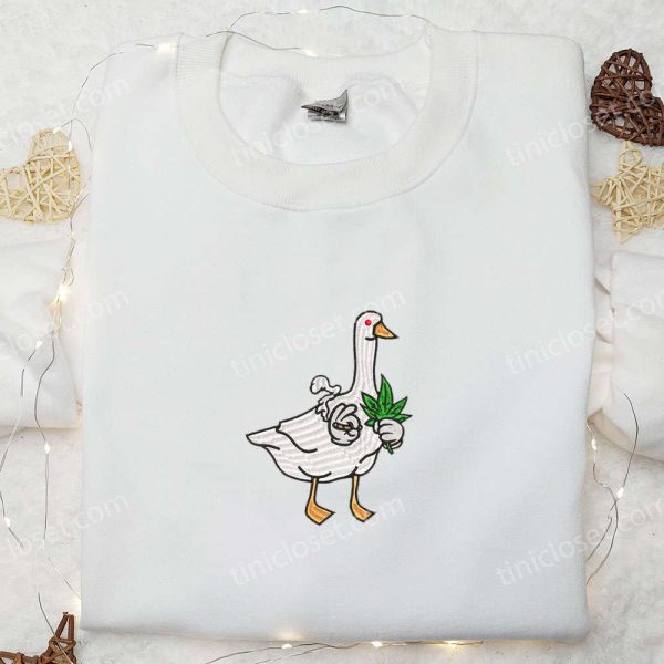Silly Goose Embroidered Shirt, Animal Embroidered Shirt, Funny Embroidered Shirt - Small Gifts Great Love