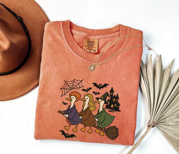 Summerween Goose Shirt, Summer Halloween Shirt, Silly Goose, Halloween Gift, Retro Halloween, Vacation Shirt, Summer Shirt
