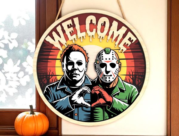 Halloween Door Hanger | Horror Couple Welcome Sign | Killer Friends Heart Hands Decor | Spooky Wall Gift for Halloween Lovers - Image 3